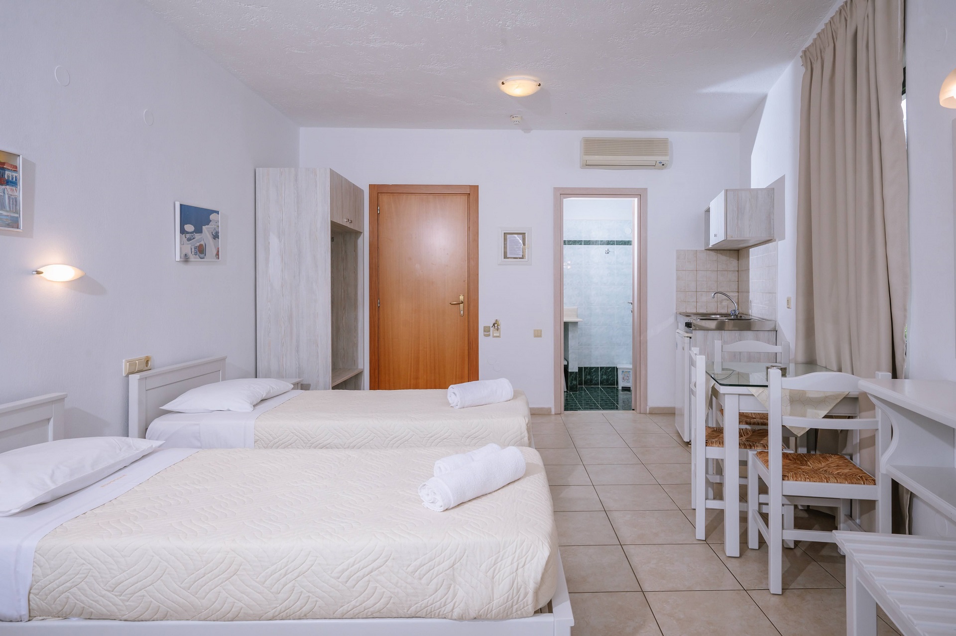dal travel Dionysos Apartments and Studios