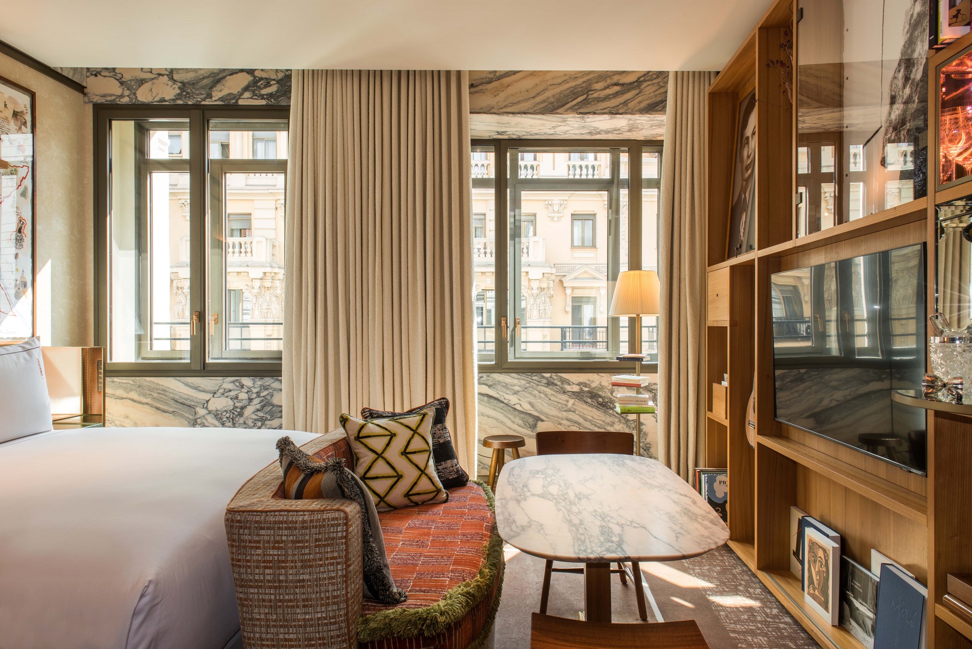 Brach Madrid - Evok Collection