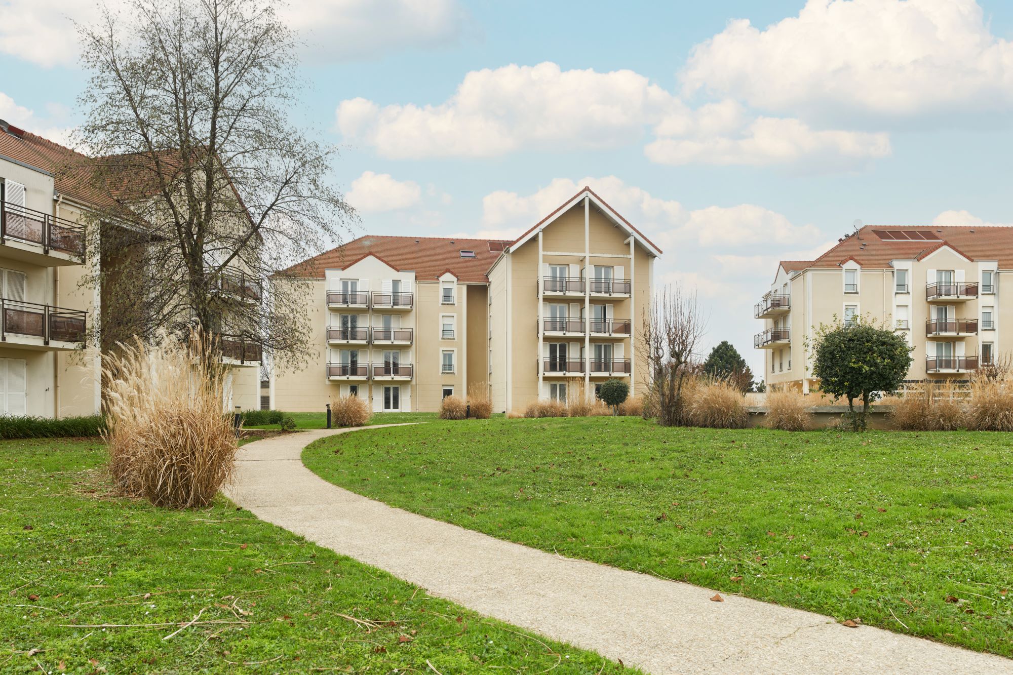 Zenitude Hotel Residences Roissy Village