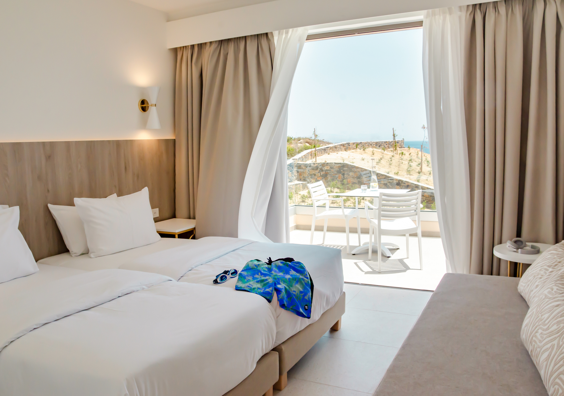 ROBINSON IERAPETRA
