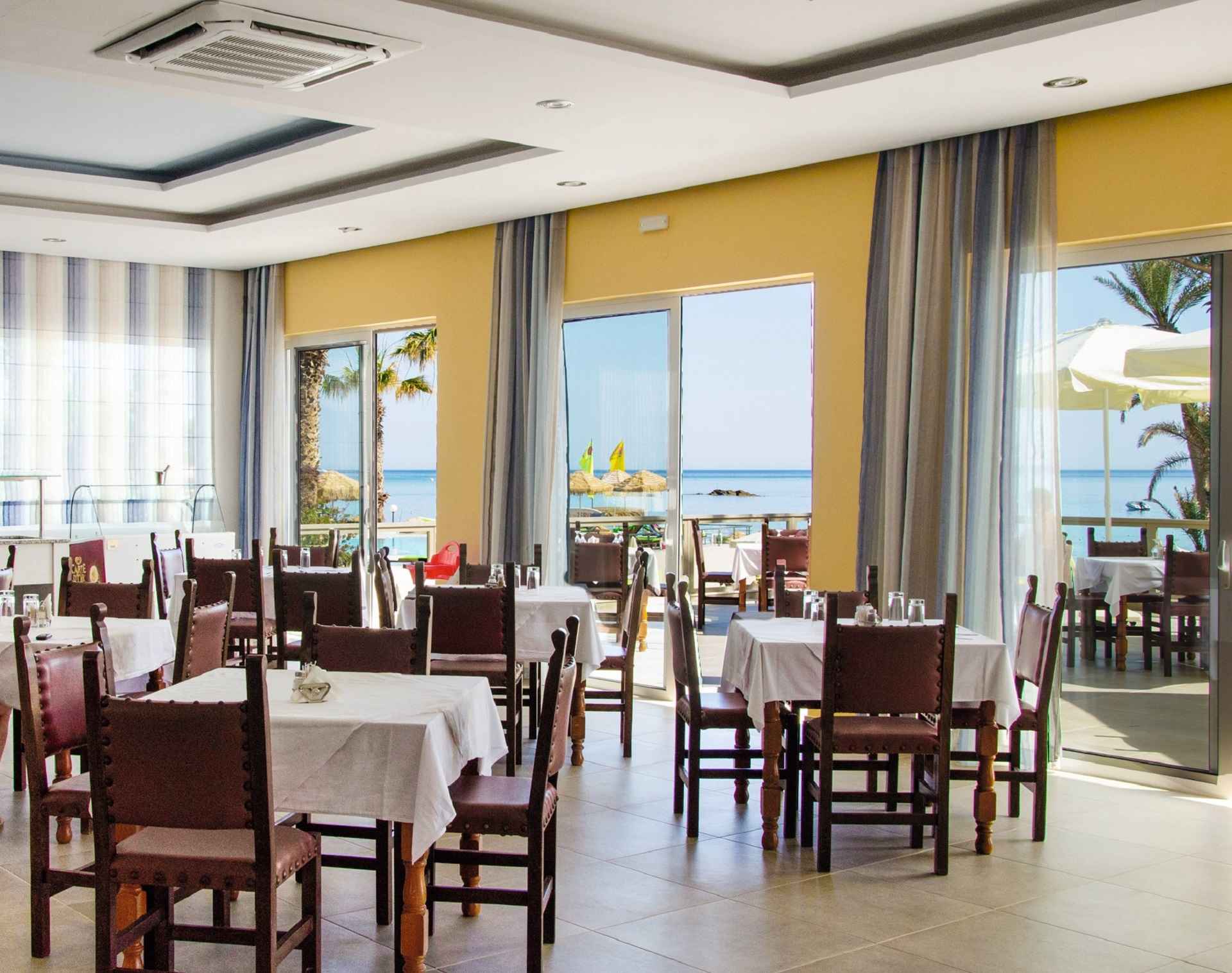 dal travel Zeus Hotels Palm Beach