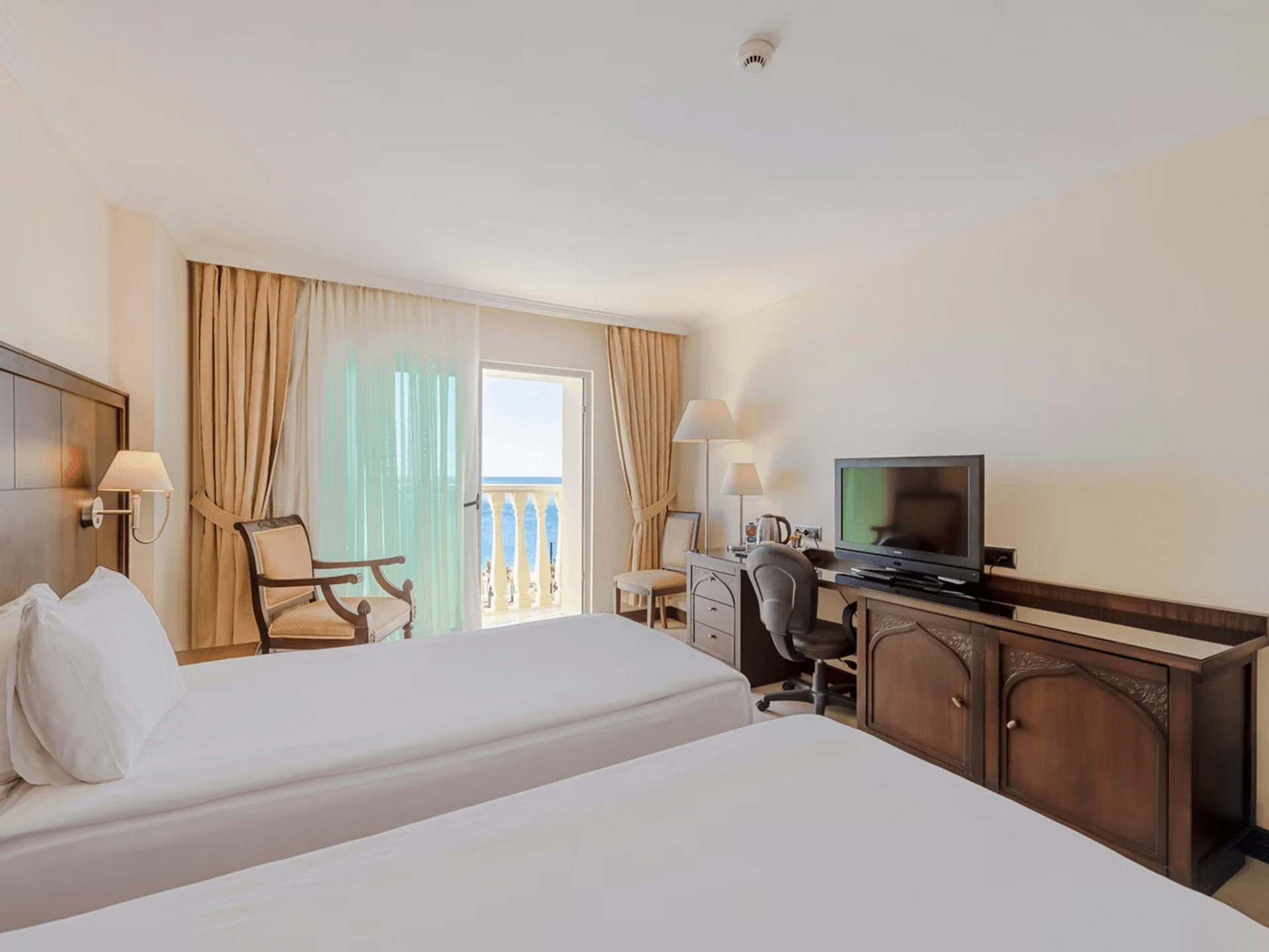 Crowne Plaza Antalya