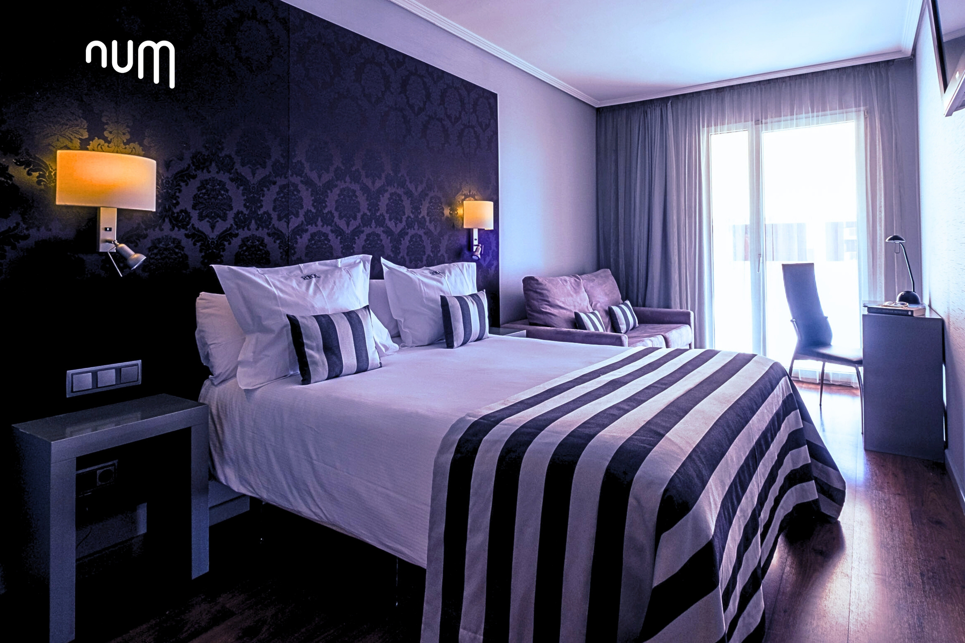 dal travel Num Hotel