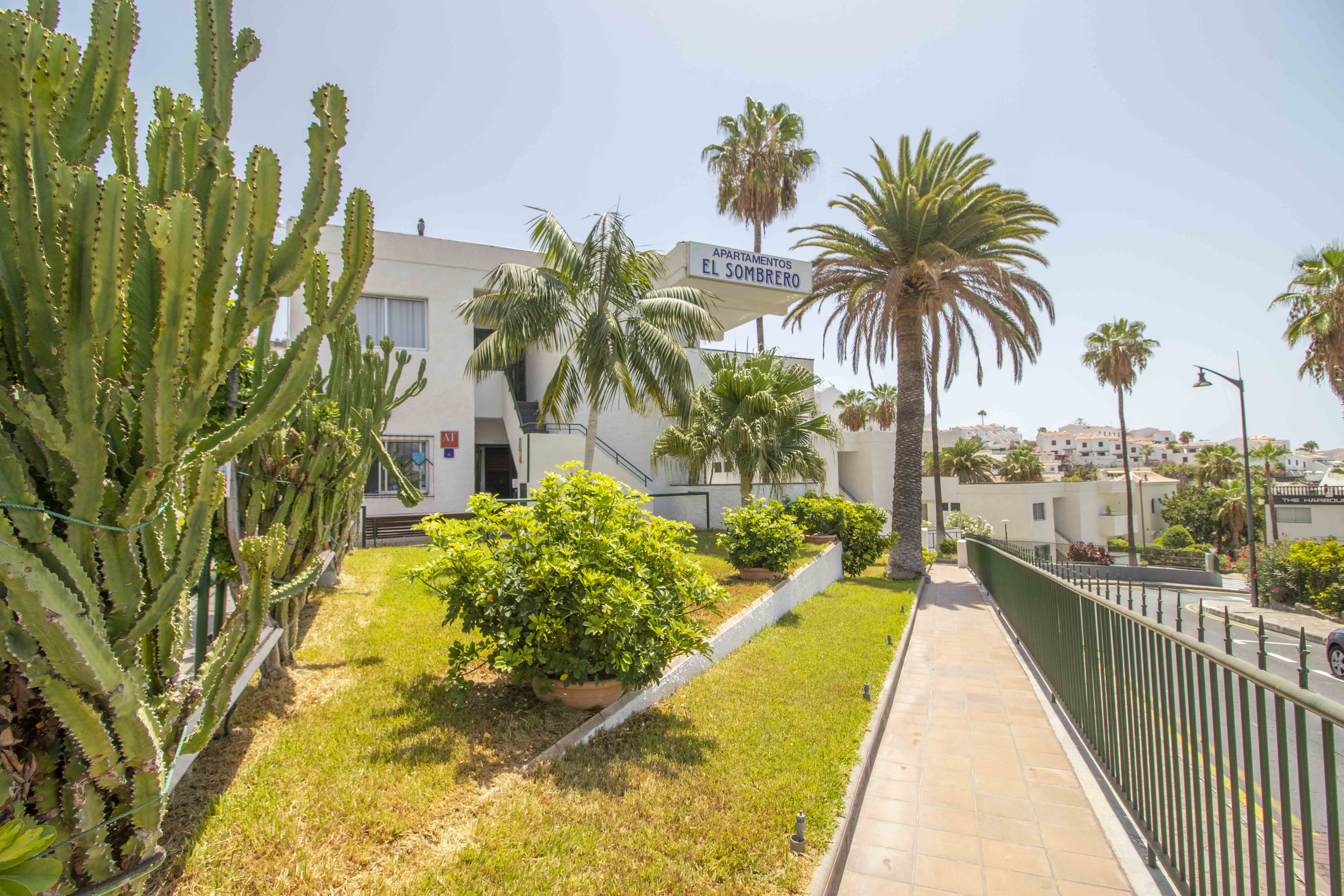 Apartamentos El Sombrero