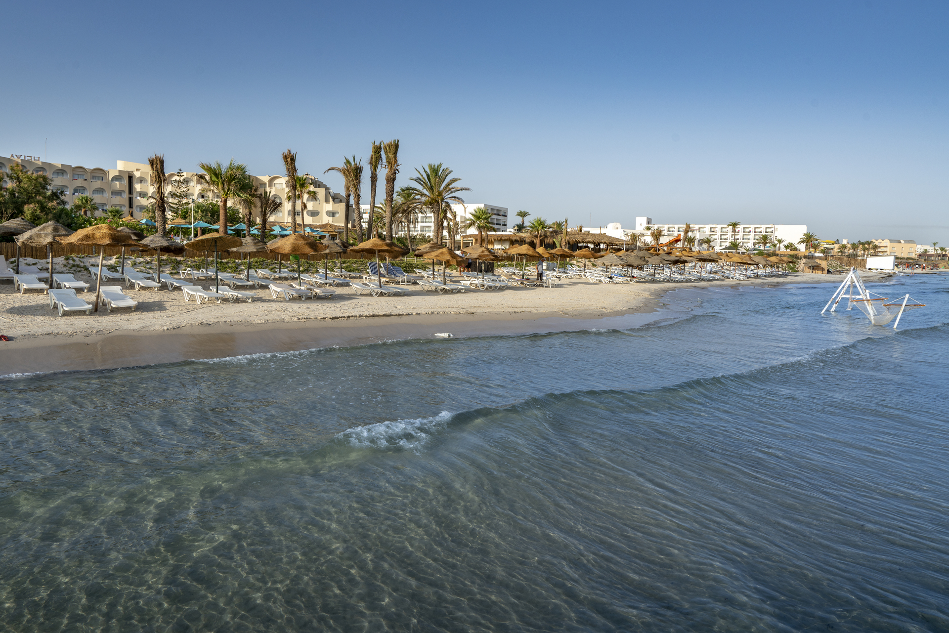 VINCCI HELYA BEACH