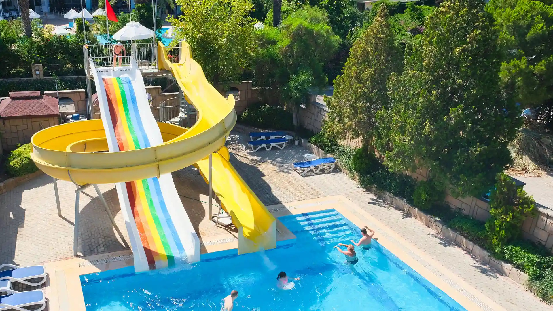 Fun & Sun Smart Lurea Beach Hotel