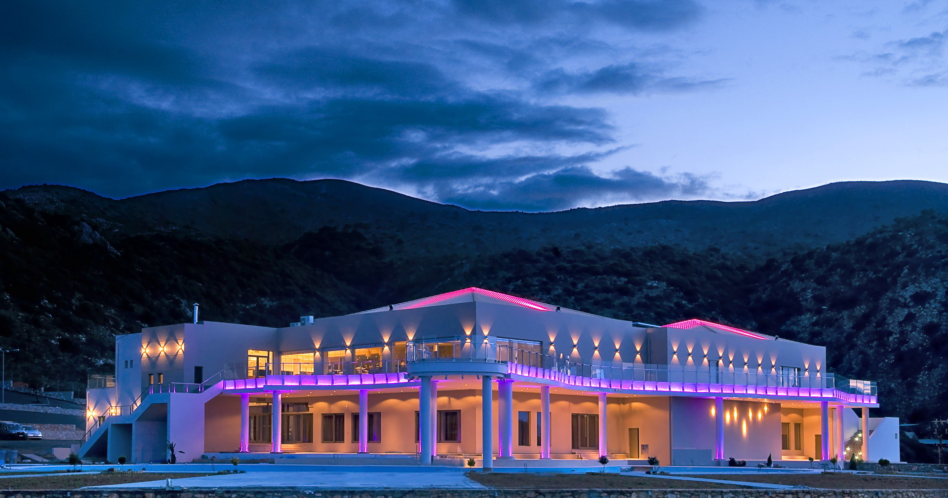 dal travel The Noverian Scenic Crete 5* Hilltop Villa Resort  Spa