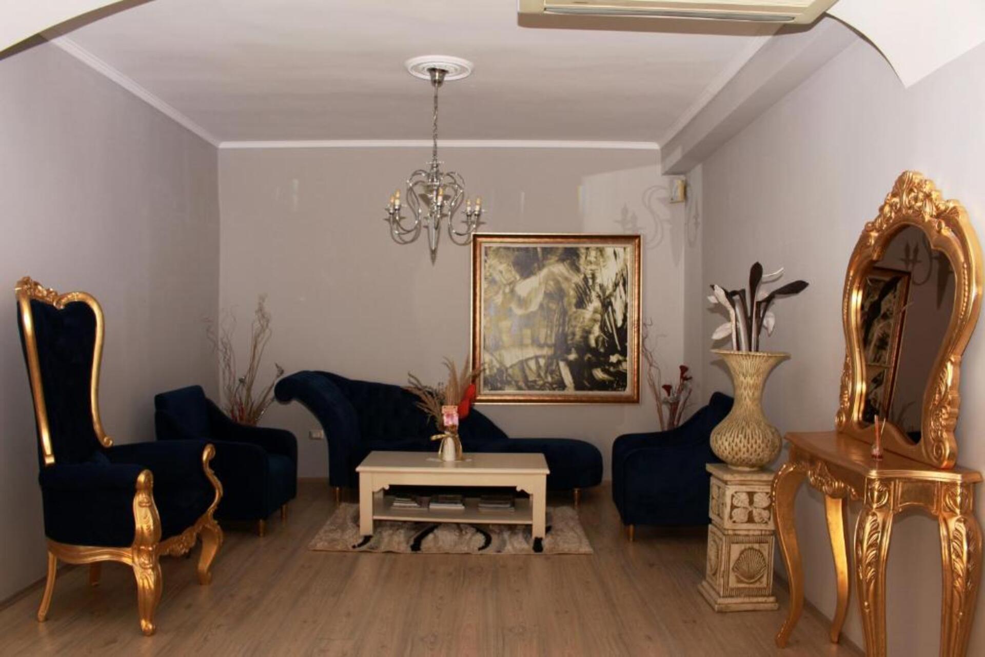 Hotel Theranda