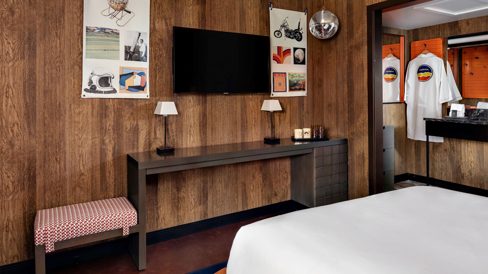 Americana Motor Hotel