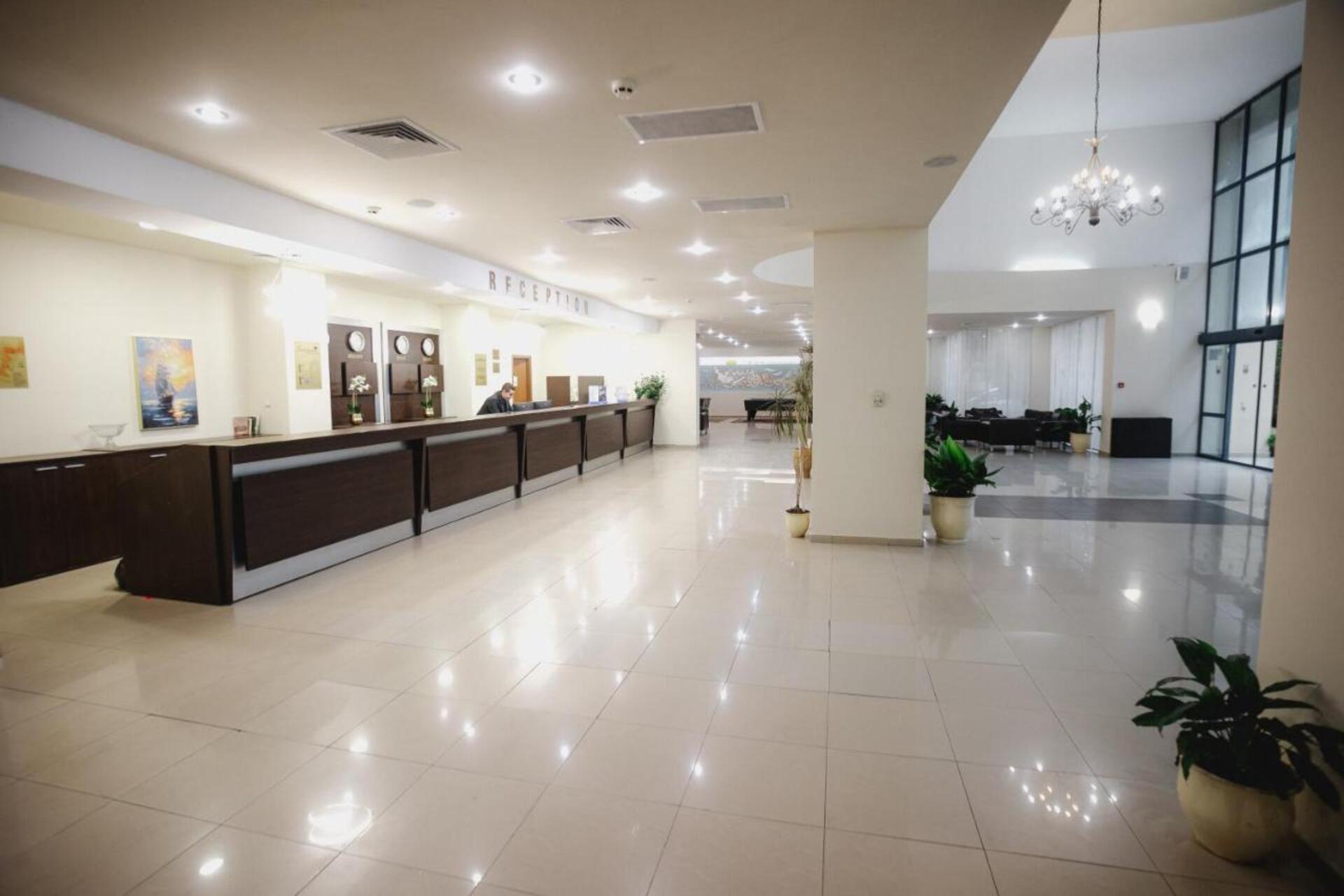 Sun Palace Hotel