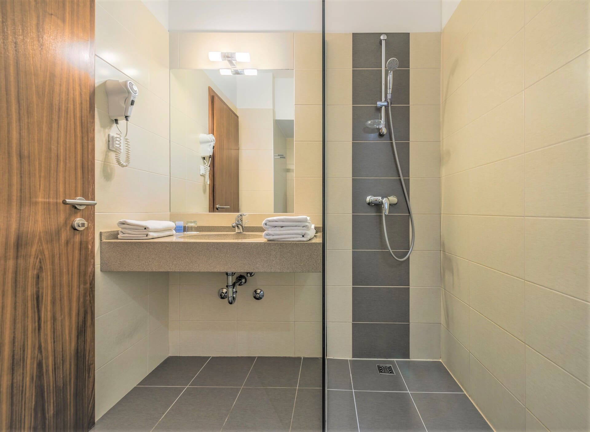 Aminess Vival Velaris Resort - Alojamientos en SUPETAR