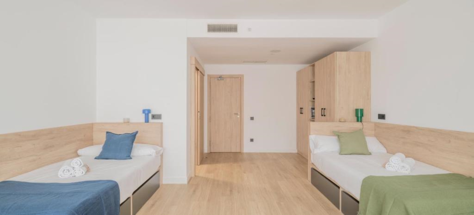 Micampus Foronda 7 Student Residence