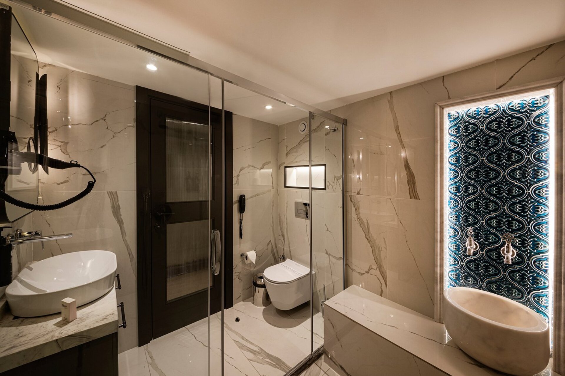 Levni Istanbul Hotel Handwritten Collection