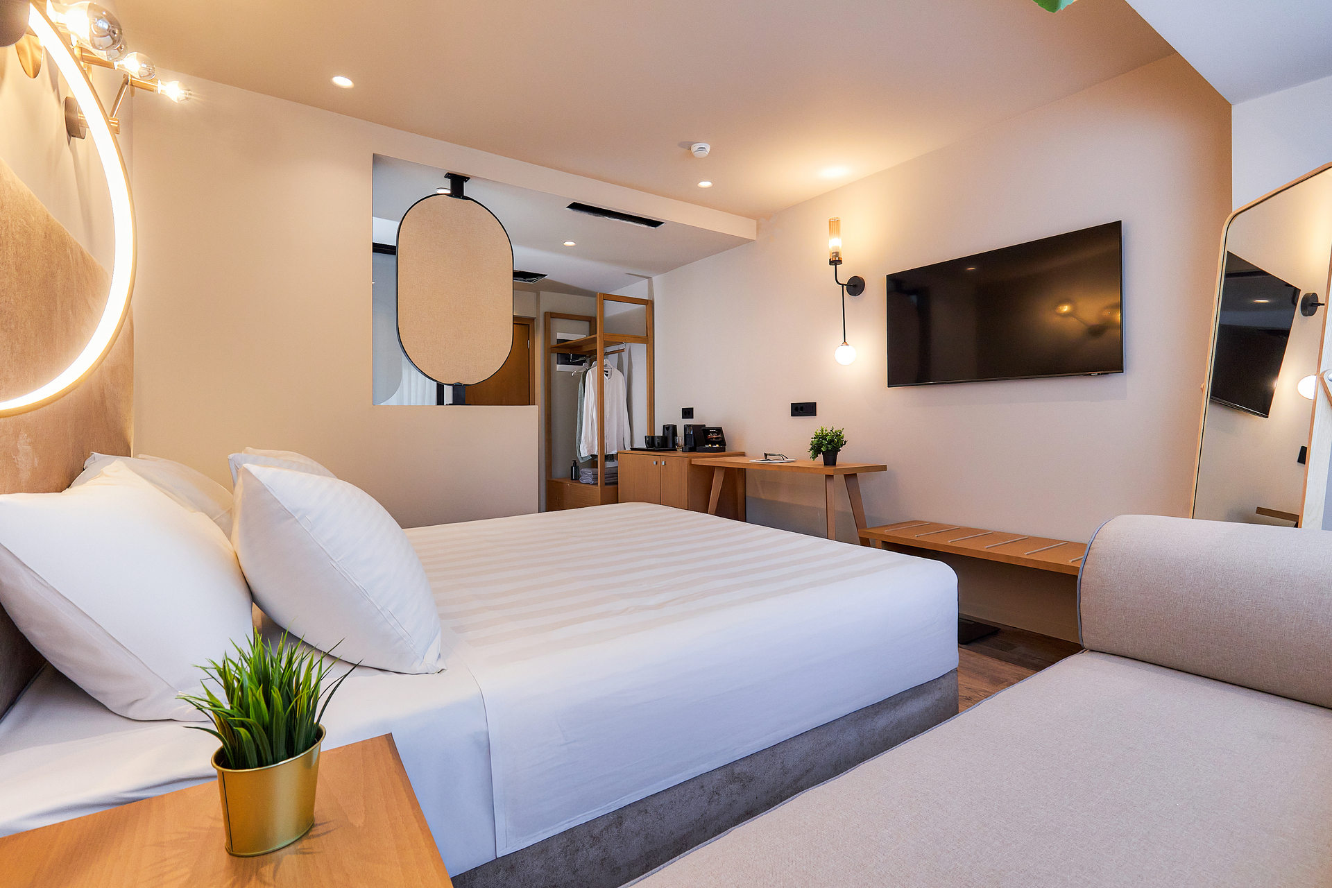 dal travel Enorme Epavli Urban Living