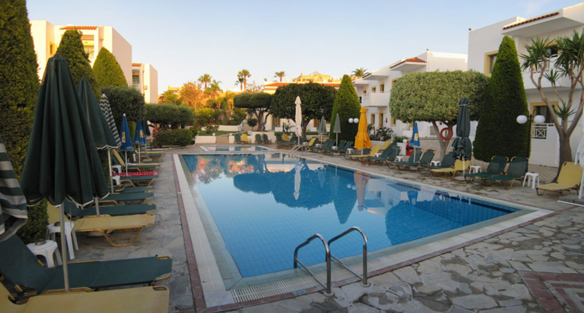 dal travel Nikolas Villas