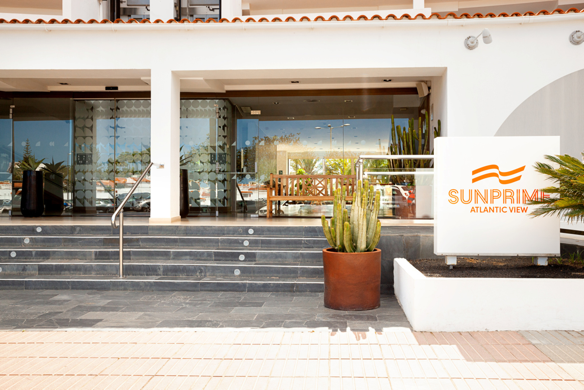 Sunprime Atlantic View Suites Spa imagine 1