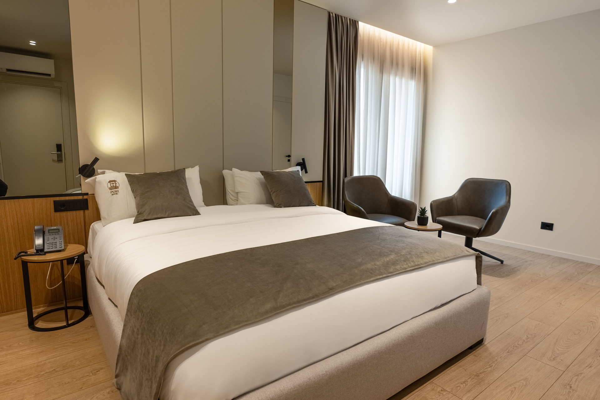 Pusi Hotel