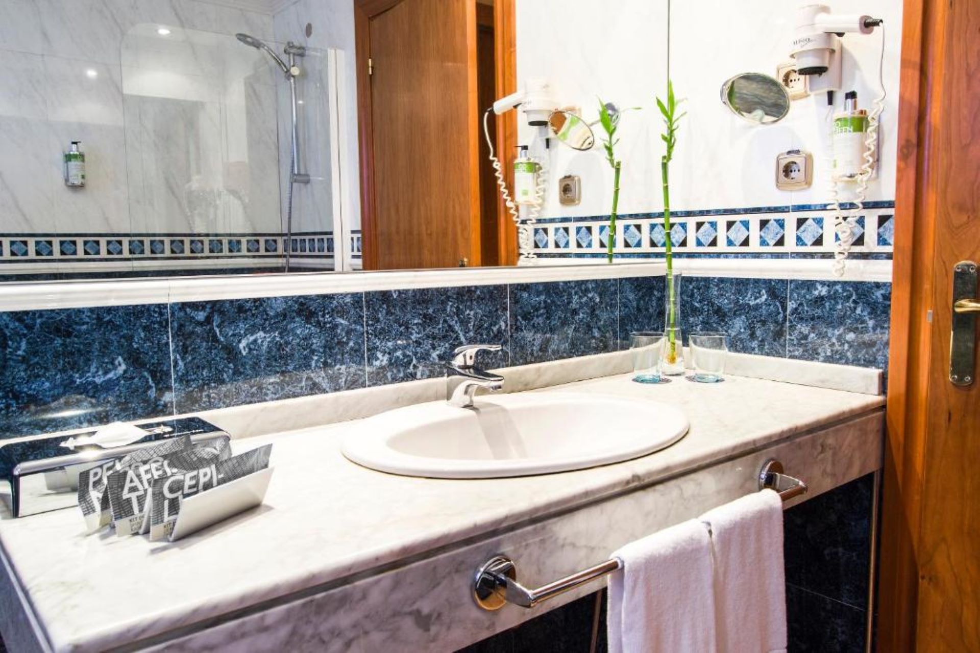 Hotel Zentral Gijón Rey Pelayo