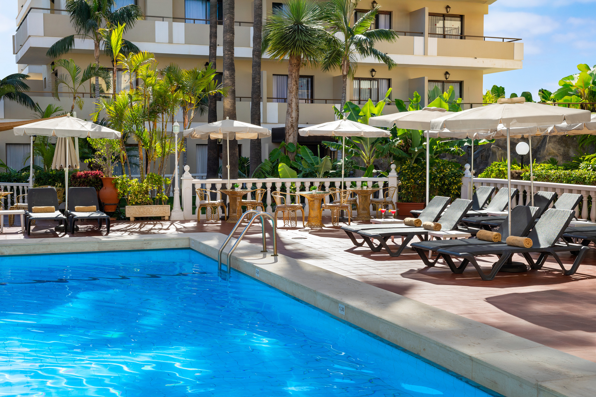 dal travel Hotel Don Manolito