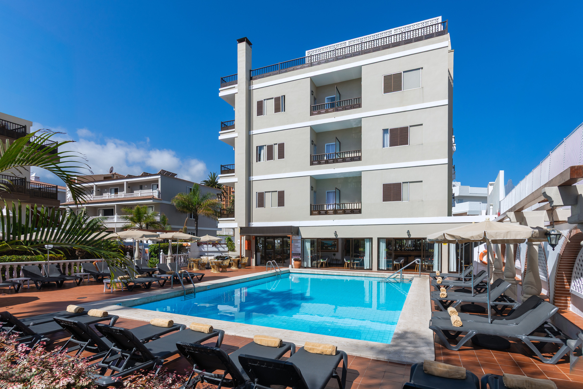 Hotel Don Manolito