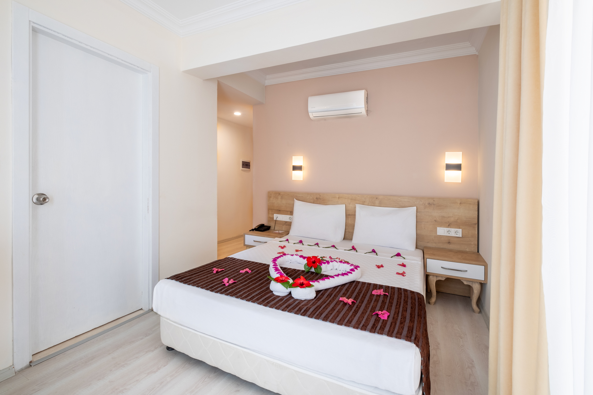 Viking Beach Hotel & Spa