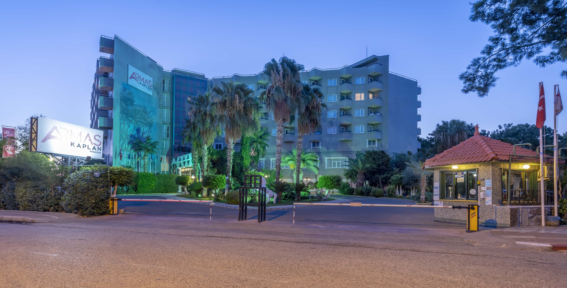 Armas Kaplan Paradise