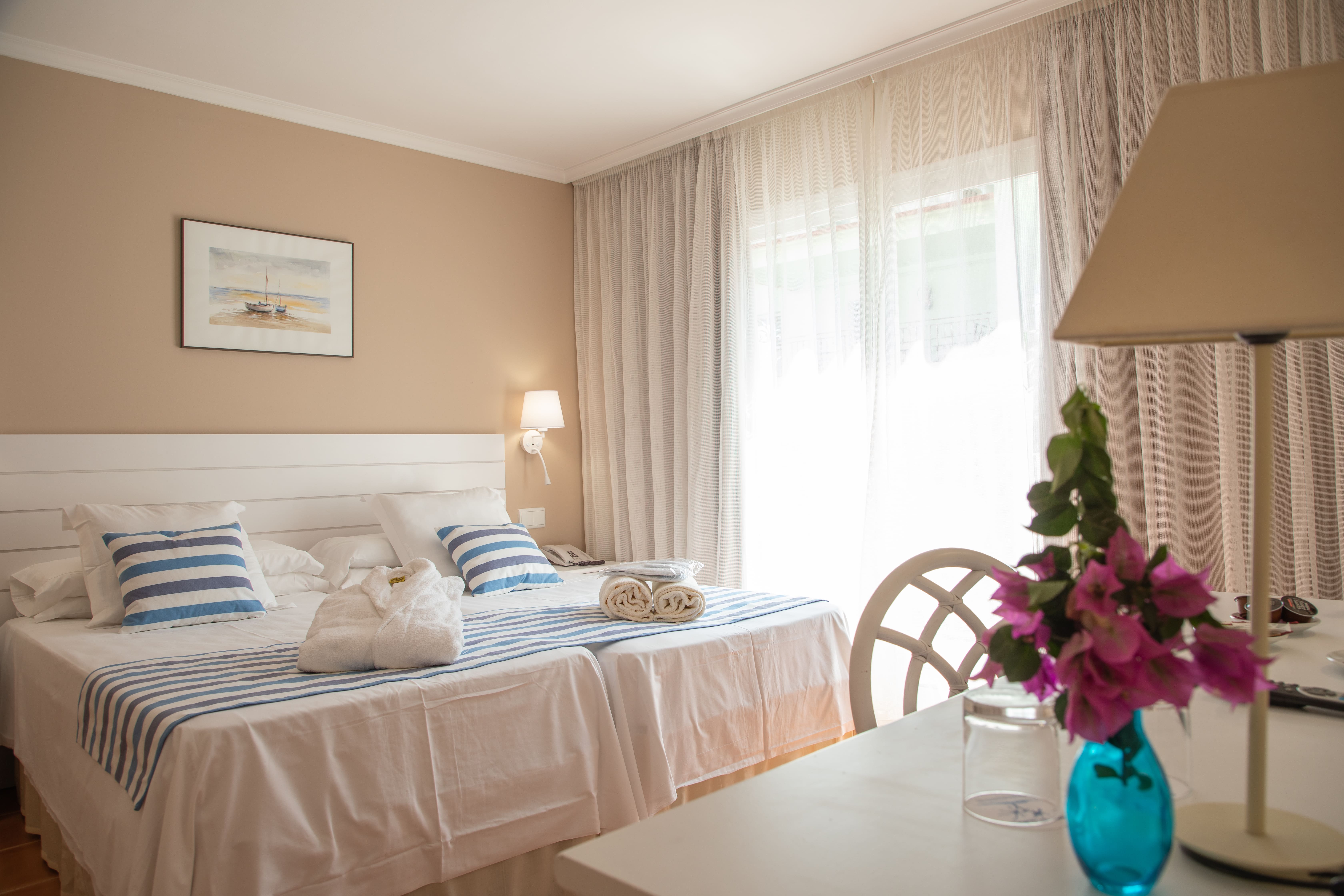 Hotel Dwo Les Palmeres, Spanien, Calella de la Costa. Großes 2