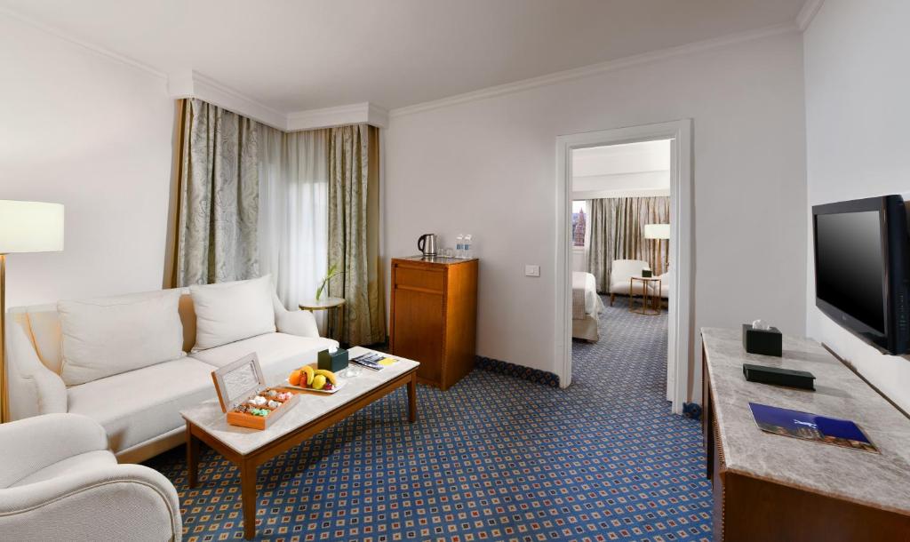 Hotel Baron Hotel Cairo****, Ägypten, Kairo. Großes 8