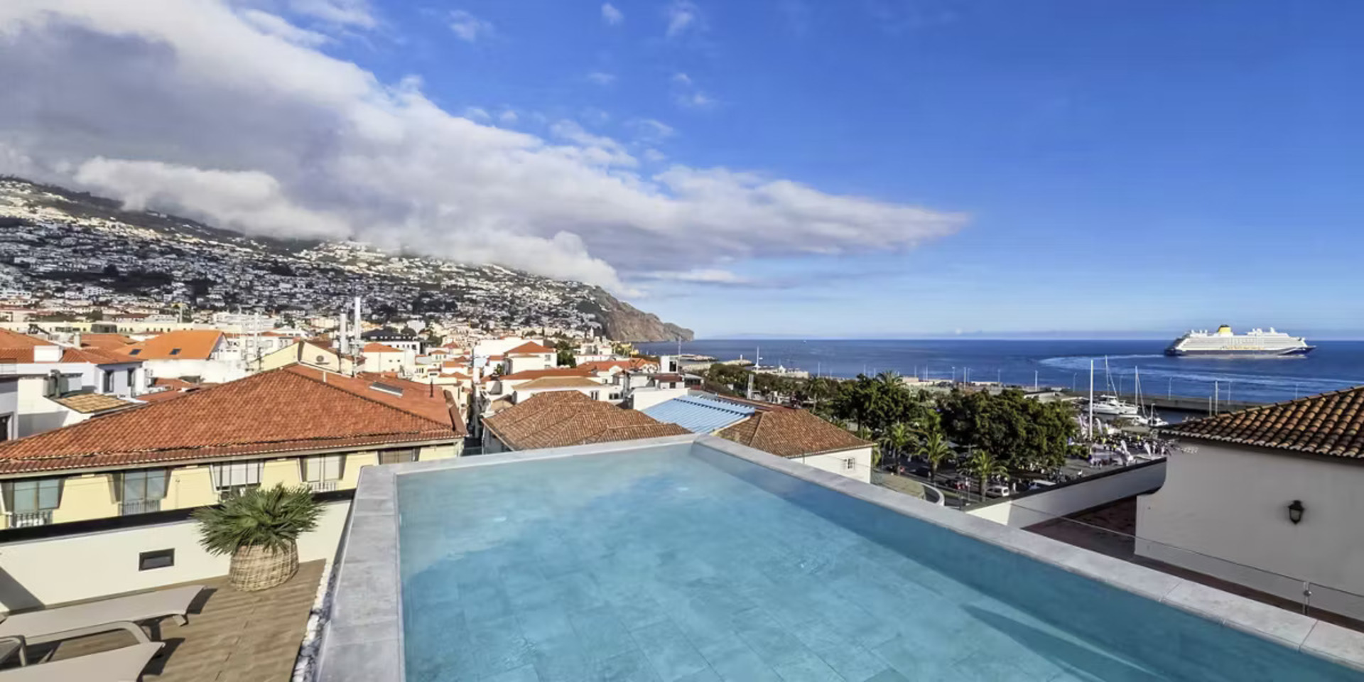 Hotel Barcelo Funchal Oldtown, Portugal, Funchal. Großes 1