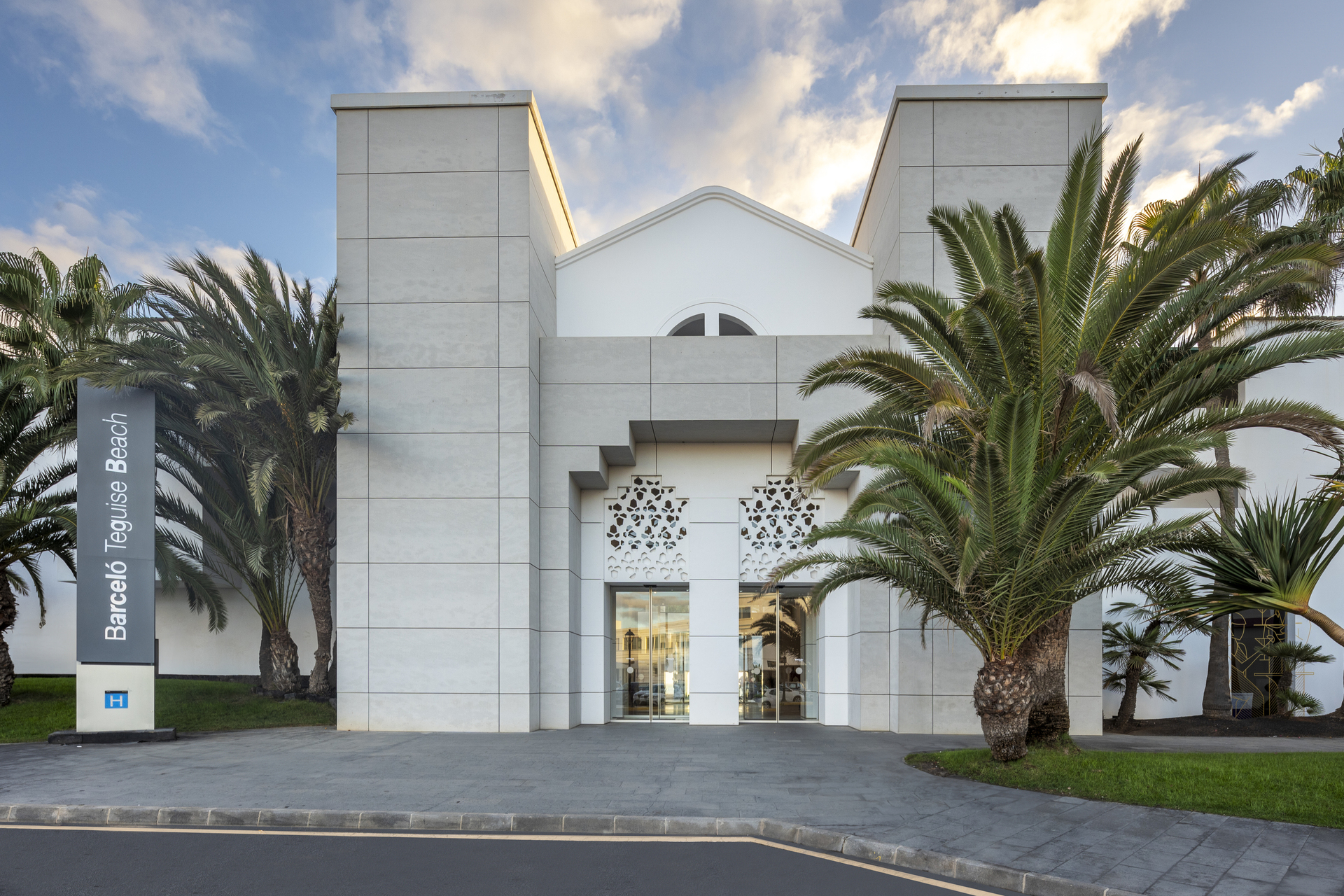 Hotel Barcelo Teguise Beach Adults Only, Spanien, Costa Teguise. Großes 1