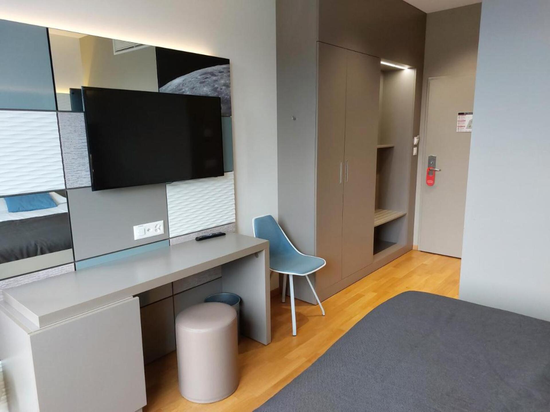 Hotel B&B Hotel Lausanne Crissier, Schweiz, Lausanne. Großes 2