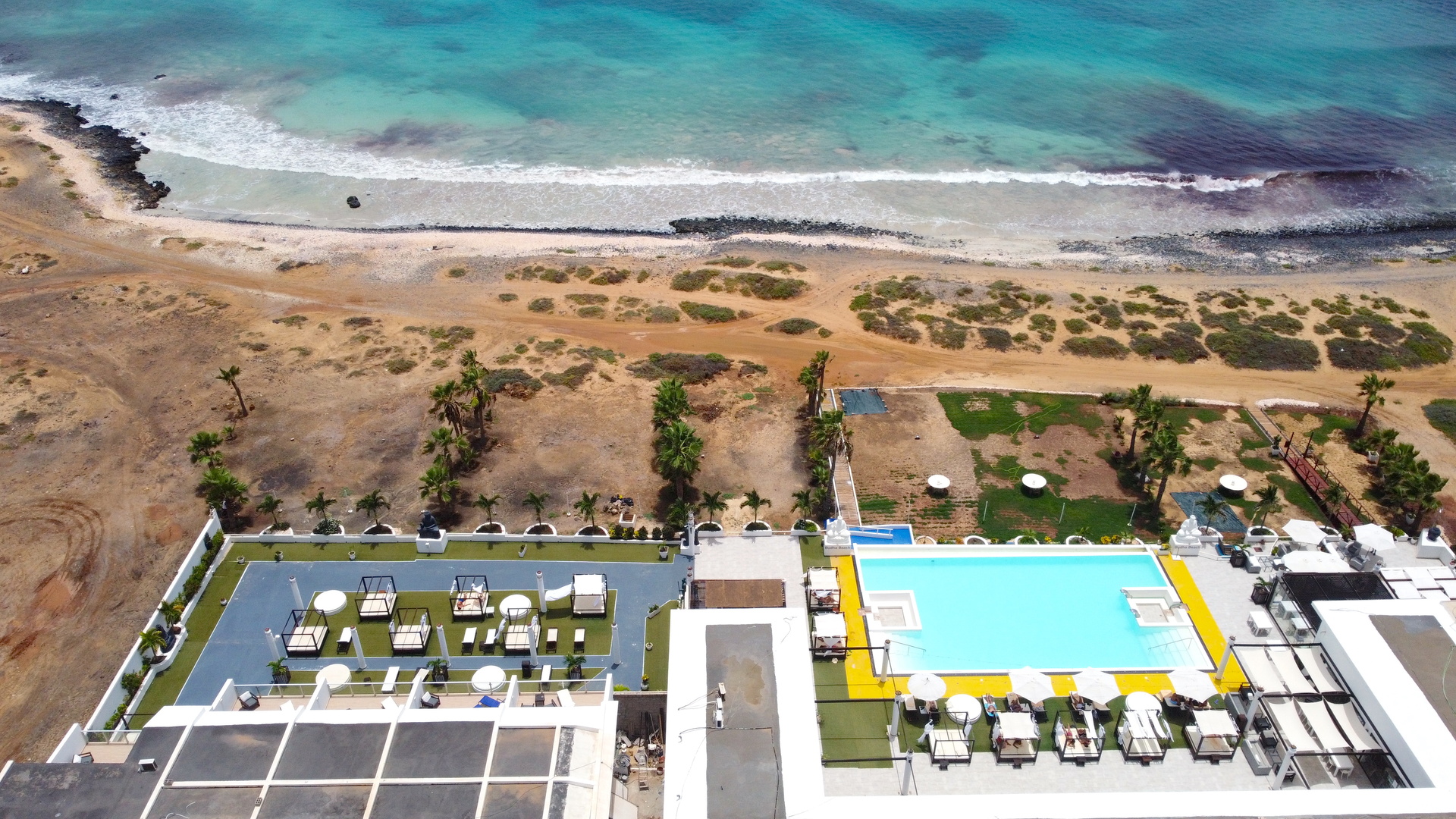 LIVVO Budha Beach