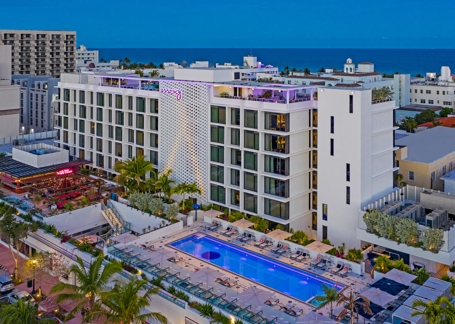 Hotel Moxy Miami South Beach, USA, Miami Beach. Großes 2
