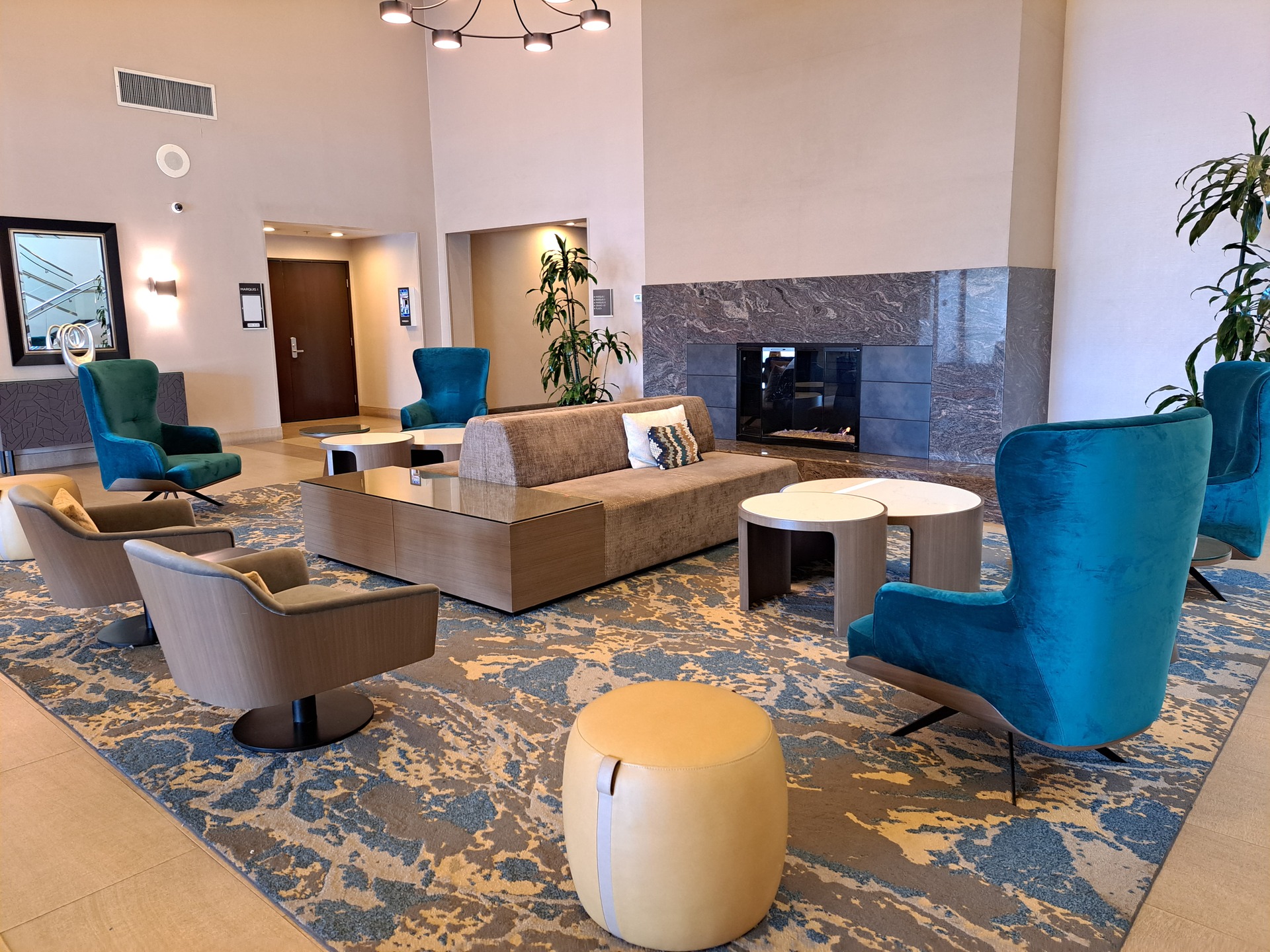 Hotel Doubletree by Hilton Buena Park, USA, Buena Park. Großes 2
