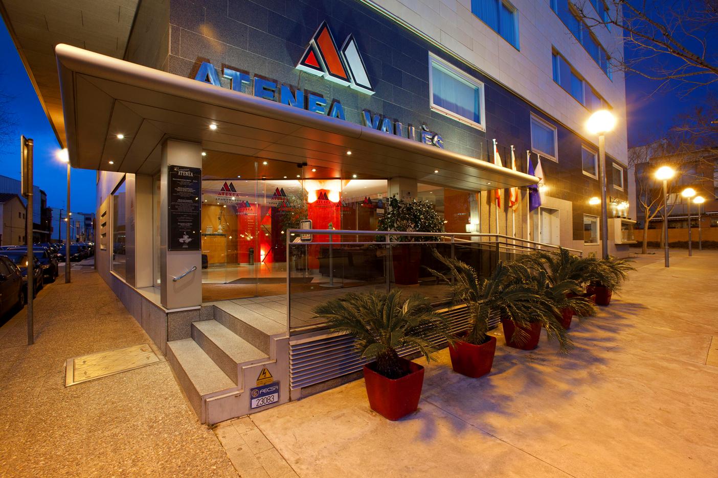 Hotel Aparthotel Atenea Valles, Spanien, Granollers. Großes 50