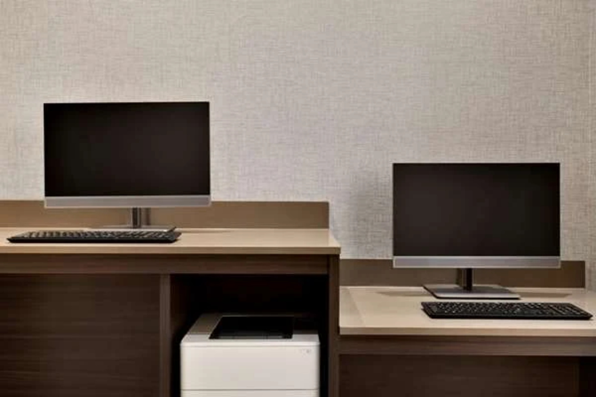 Hotel La Quinta Inn And Suites By Wyndham Orlando Idrive Theme Parks, USA, Orlando. Großes 18