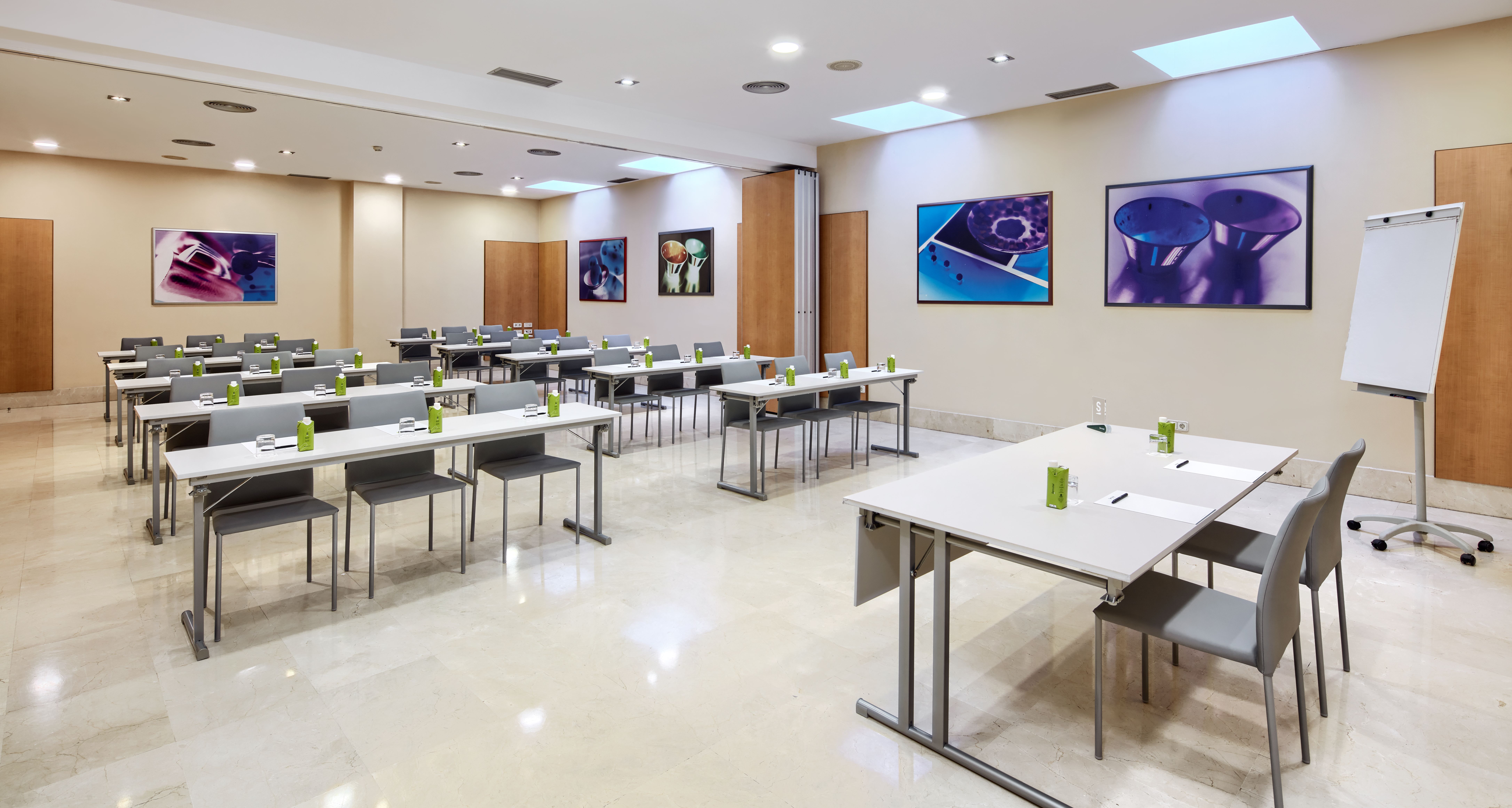 Hotel SERCOTEL PORTA BARCELONA, Spanien, Sant Just Desvern. Großes 40