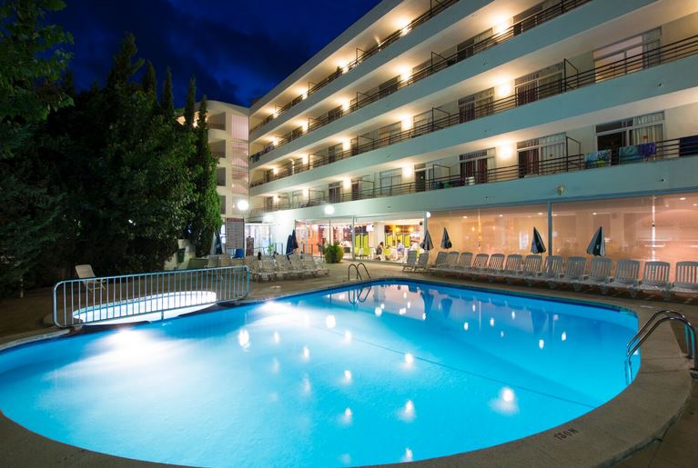 Hotel Med Playa Aparthotel Esmeraldas, Spanien, Tossa de Mar. Großes 1