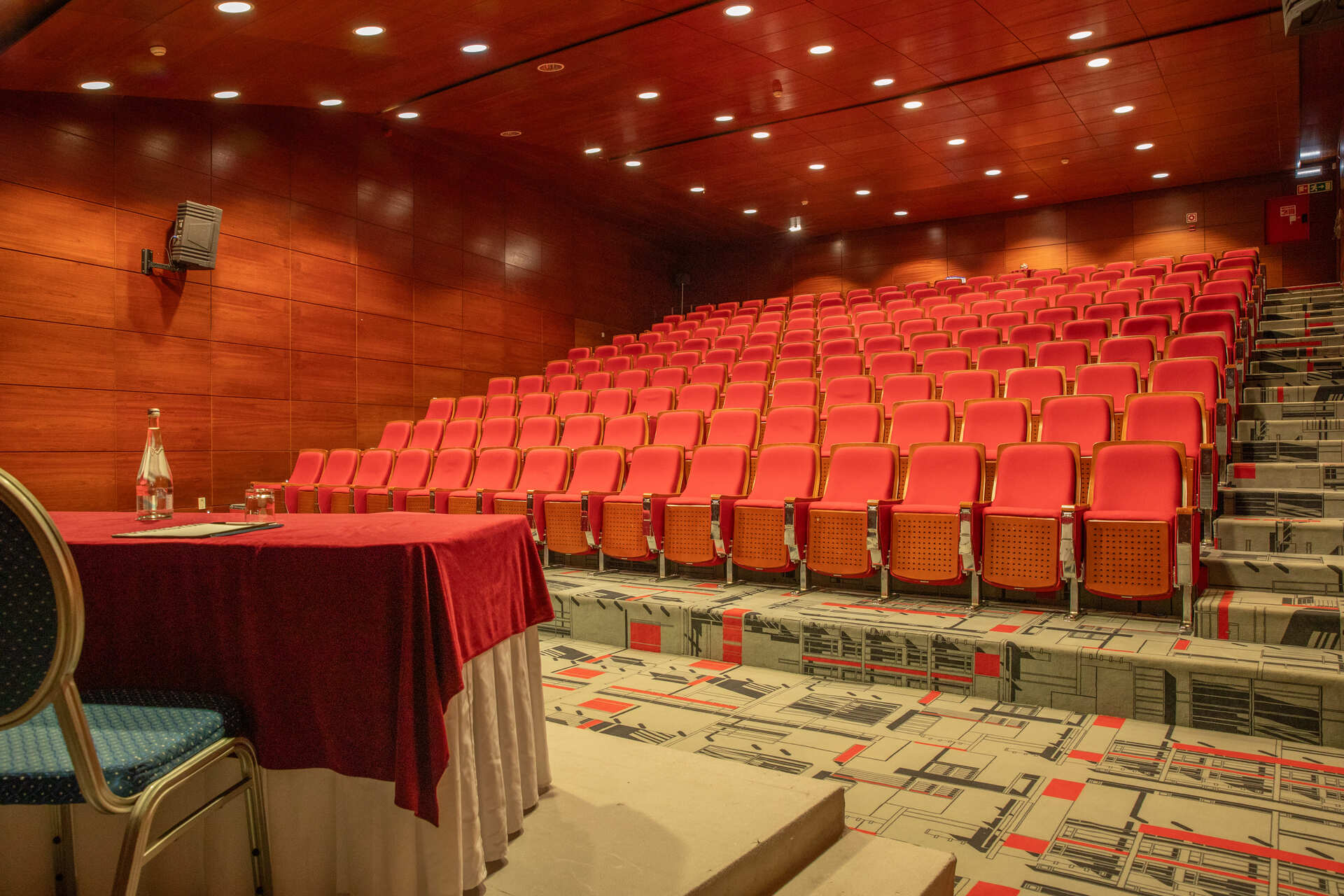 Hotel VIP Executive Art's Hotel, Portugal, Lissabon. Großes 24