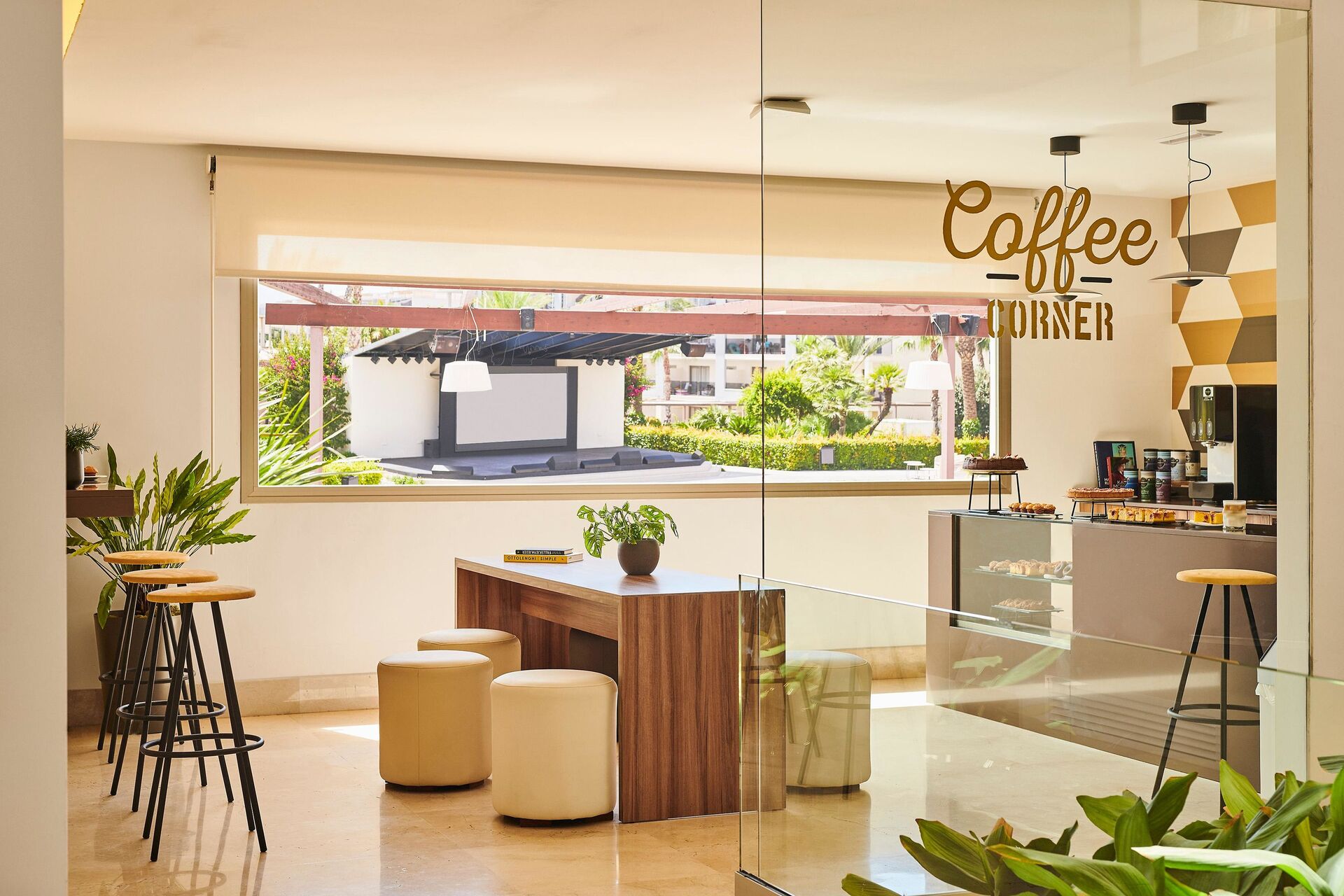 Hotel Zafiro Palace Alcudia, Spanien, Port d'Alcúdia. Großes 2